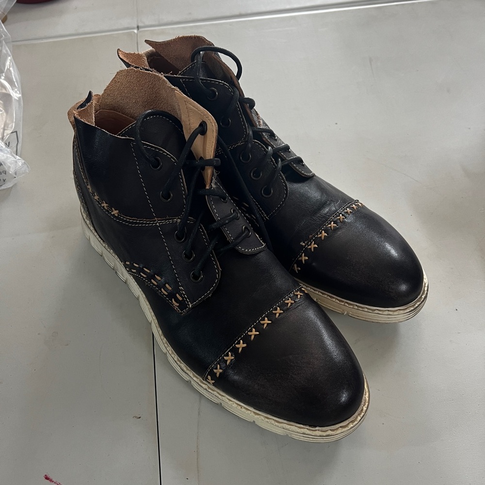 Bedstu mens dress boots black size 9 & 8.5 NWOT